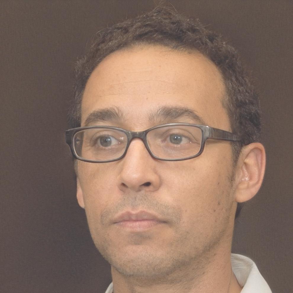 Mobil test uzmanı eğitmen